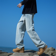 浅蓝色