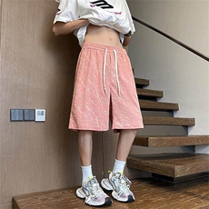 粉红色