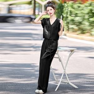 时尚休闲工装套装女2024年夏季新款气质V领衬衫上衣阔腿裤两件套图片