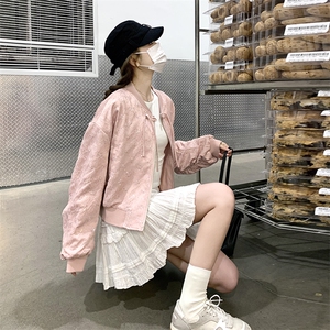 甜酷风亮片点缀双头拉链国风盘扣结合棒球服女2025新早秋流行穿搭图片