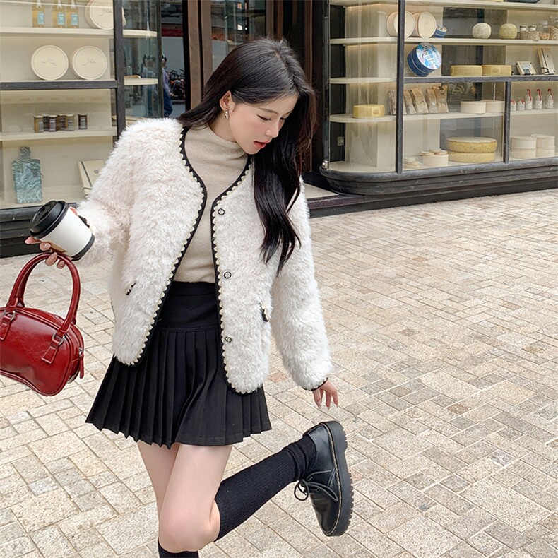 韩版气质小香风毛绒外套女2025年冬季新款显瘦保暖加厚羊羔毛上衣，女装羊羔毛/颗粒绒，灵力轩