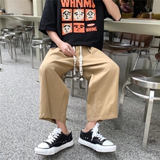 卡其色