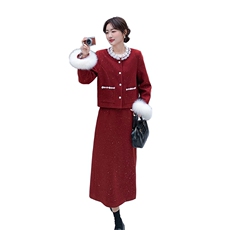 2025新款超好看！双旦必配红色超好看小香风套装90绒，女装羽绒服，2C015