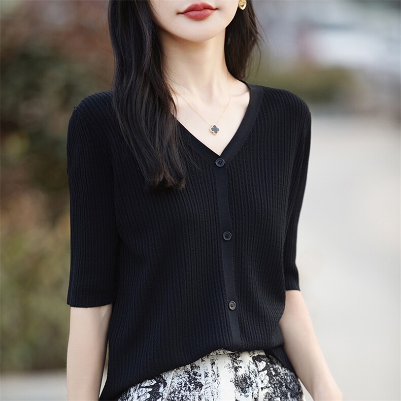 曲珠扭花半袖开衫女V领冰丝短袖T恤2025年夏季轻熟风防晒薄款外套,针织衫/毛衣,佳绒包芯纱店