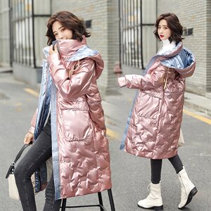 粉色亮面羽绒服女中长款2020冬季新款韩版白鸭绒连帽时尚加厚外套图片