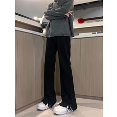 黑色