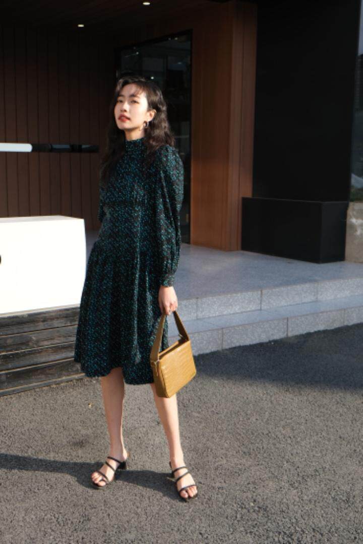 【现货】2021设计师款连衣裙，女装连衣裙，易霏金熙