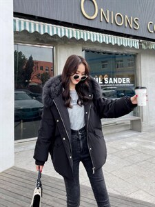 香丽迪冬装新款羽绒服图片