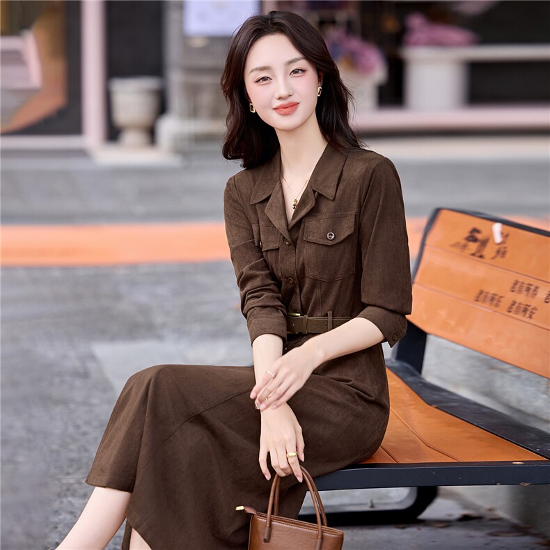 美拉德咖色长袖衬衫连衣裙女2025秋季新款单排扣收腰显瘦气质长裙,女装连衣裙,朵莱米