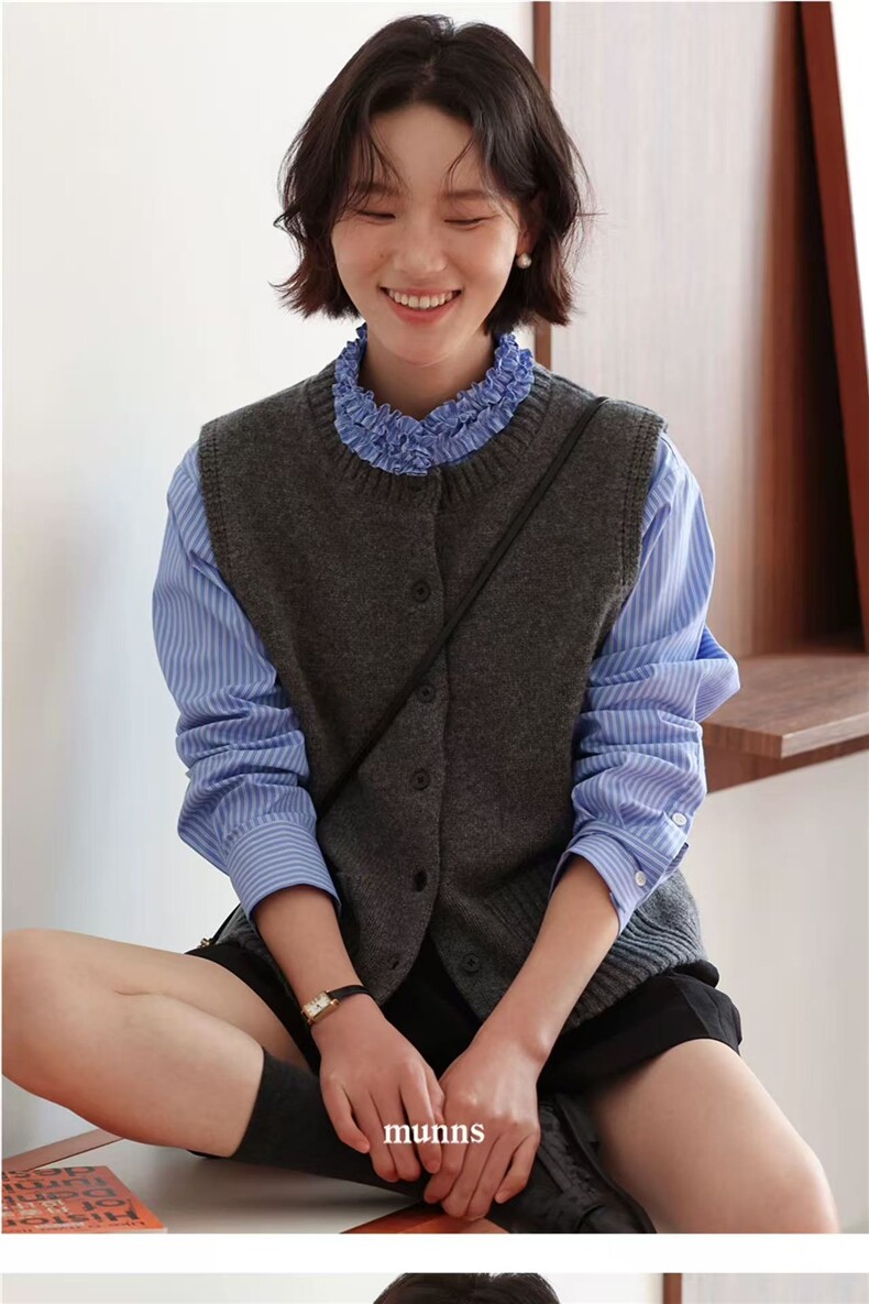 2025年秋季时尚百搭通勤简约休闲口袋开衫马甲，女装马甲，犀桦羊绒