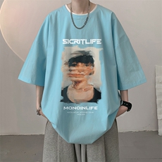 浅蓝色