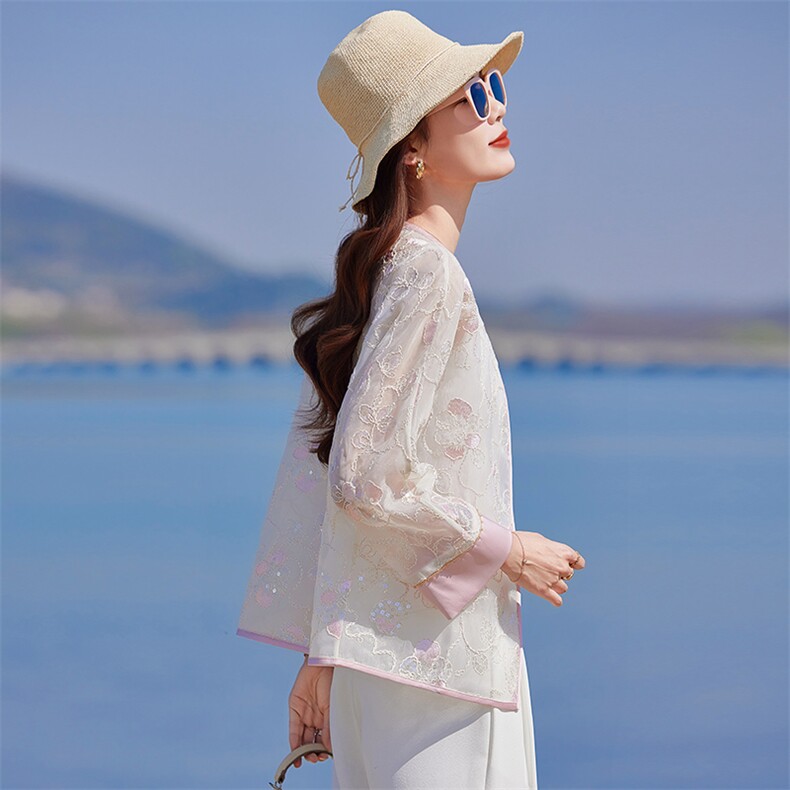 甜美小香风刺绣欧根纱薄外套女2025春夏新款气质百搭防晒开衫上衣，女装短外套，靓衣阁