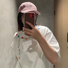 白色