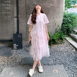 粉色网纱拼接连衣裙女2025夏季新款法式甜美温柔风宽松减龄t恤裙图片