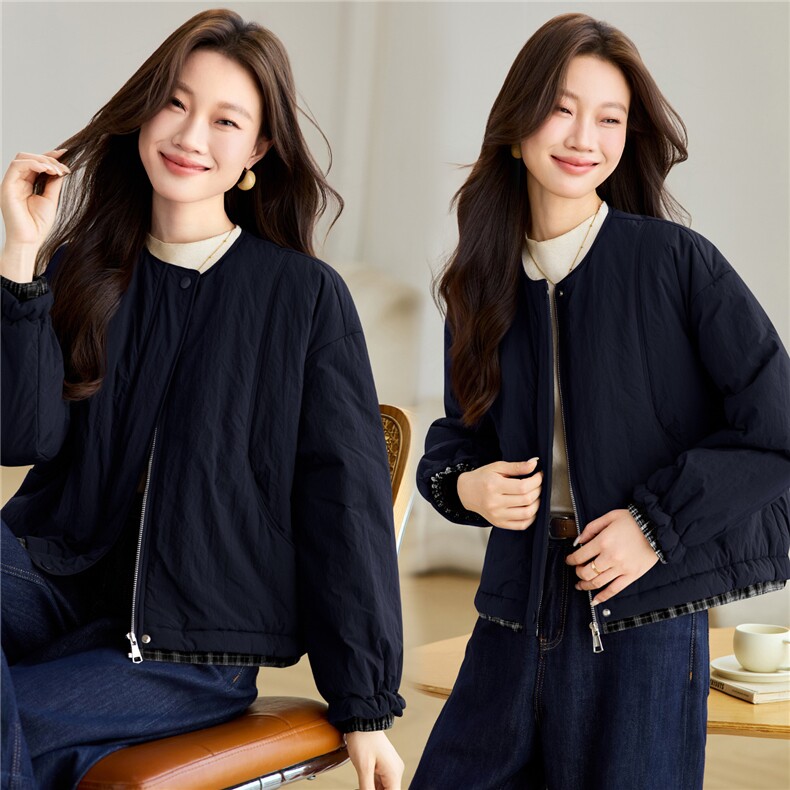 2025年冬季宽松圆领格子下摆拼接轻薄棉服棉衣短外套,女装棉衣/棉服,简韵佳