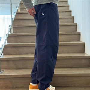 25新款宽松休闲小标直筒微锥百搭松驰感通勤长裤男女同款休闲裤图片
