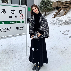 现 货 提花羽绒服两件套 199-外套P335-K488-套装P395-K588图片