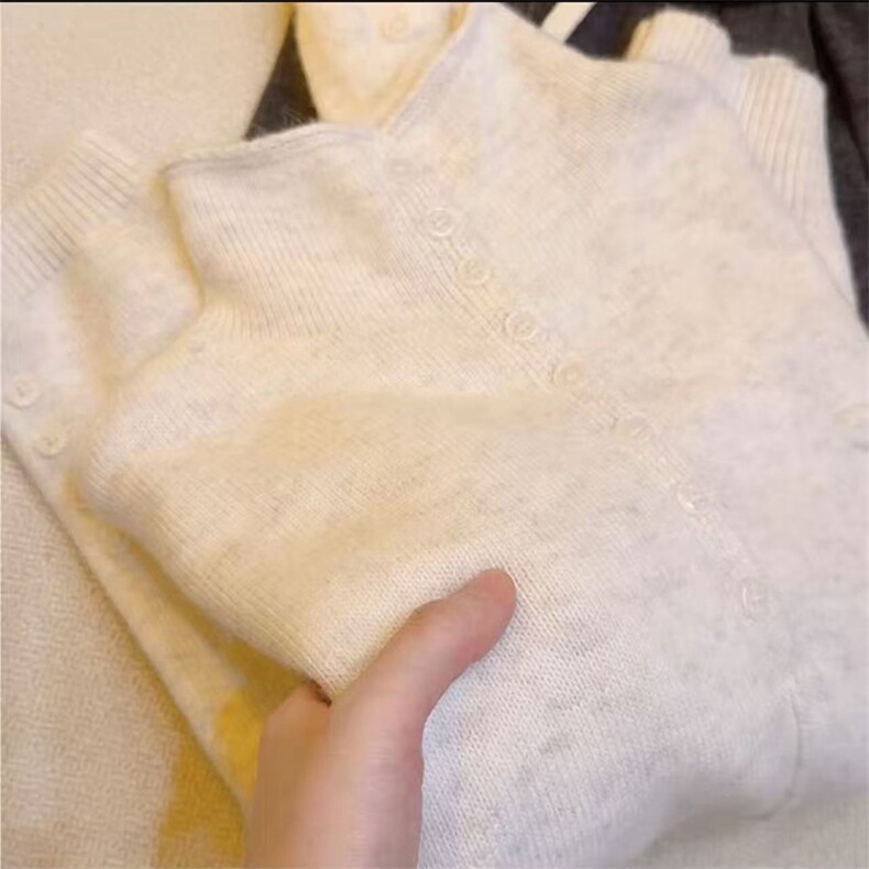 羊毛衫女极简风高领针织开衫女秋冬宽松大码毛衣外套短款上衣,针织衫/毛衣,暖姿羊绒