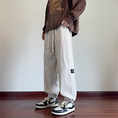 卡其色