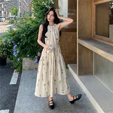 独特减龄感系带收腰印花挂脖连衣裙女夏2025新款绝美慵懒长裙及踝，女装连衣裙，2D034