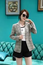 春装，格子西装外套，女装西装，雪飞诗