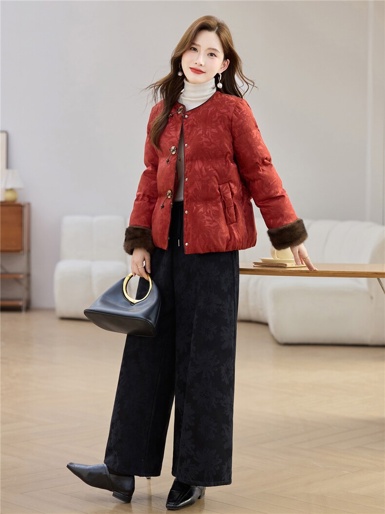 现货2025年冬装白鸭绒羽绒服新中式提花加厚加绒套装女休闲阔腿裤,女装羽绒服,璐依舞