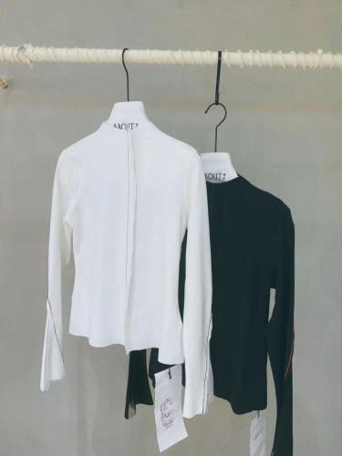 【现货】2021秋款半高领打底衫设计感简约,女装其它,ABout阿布