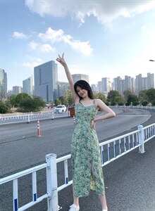 现货连衣裙图片