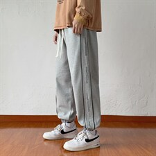 灰色