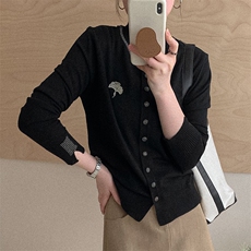 春季新款女士舒适简约金银线绣花针织开衫长袖，女装针织衫/毛衣，佰米娇羊绒