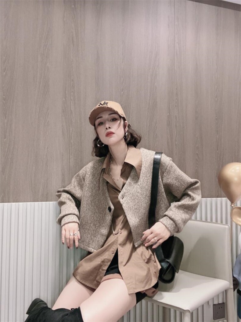 拼接假二件外套ＭL，其它，可纳奇