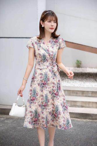 高端大气连衣裙，是你的，女装连衣裙，依柏璐