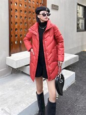 优雅又不得体，穿梭在熙熙攘攘的街道，毫无拘束感，其它，春信拙源