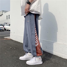 蓝色
