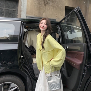 【档口现货】2024女装秋装新款黄色风衣短外套266-p125-k178图片