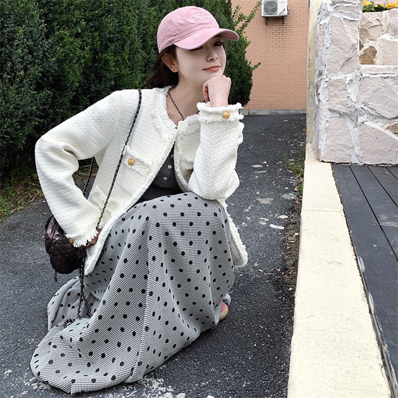 韩系今年流行白色小香风外套女2025春季新款千金高级感气质短上衣,女装短外套,2C037