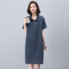 牛仔连衣裙女2024年夏季新款大码宽松显瘦遮肉减龄中长款衬衫裙子，女装连衣裙，韩派