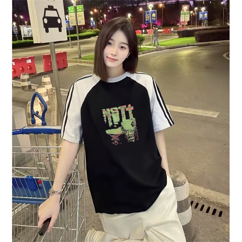 抖音得物品质二开240克宽松纯棉美式潮牌插肩三杠织带短袖T恤图片