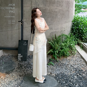 新中式国风印花上衣半身裙两件套女2025年夏季新款温柔风绝美套装图片