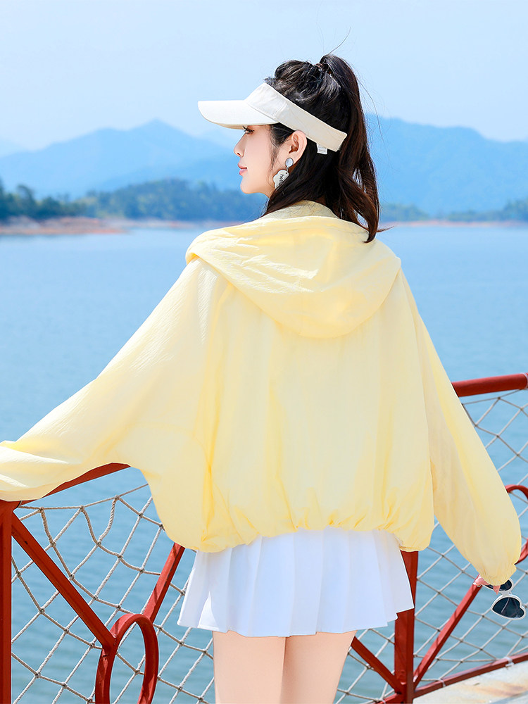 白色防紫外线防晒衣女2025新款夏季轻薄透气防晒服小个子休闲外套,女装防晒衣,可可小西