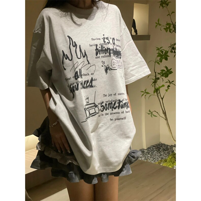 T0637-P30 男女款设计感上衣潮  美式手绘涂鸦复古短袖图片