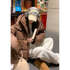 咖啡色