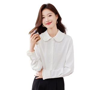白色娃娃领内搭短款衬衫女秋季设计感小众小个子长袖衬衣女款上衣图片