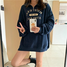 藏青色