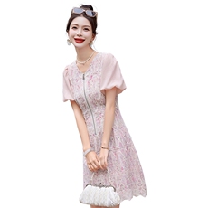 现货气质优雅裙子2025夏季新款女装重工刺绣蕾丝中长款连衣裙，女装连衣裙，利佳可人
