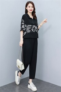 中年妈妈两件套大码减龄女装时尚2023夏季宽松显瘦花色中袖裤套装图片