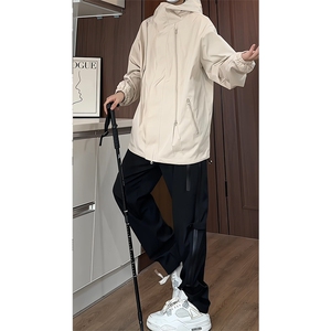 黑色拉链冲锋衣男套装防水防风工装裤子青少年美式机能登山服夹克图片