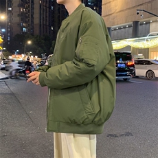 军绿色