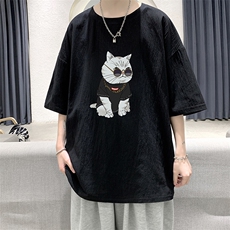 黑色