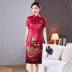 26春夏季新款高奢时尚盘扣中长款专柜品质真丝旗袍婚礼喜婆婆，女装汉服/婚纱/旗袍/礼服，小荷流